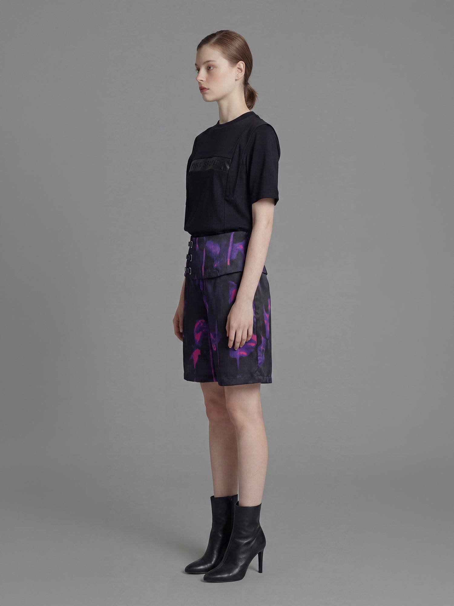 CLASSIC BLACK FLORAL PRINT SATEEN BERMUDA SHORTS