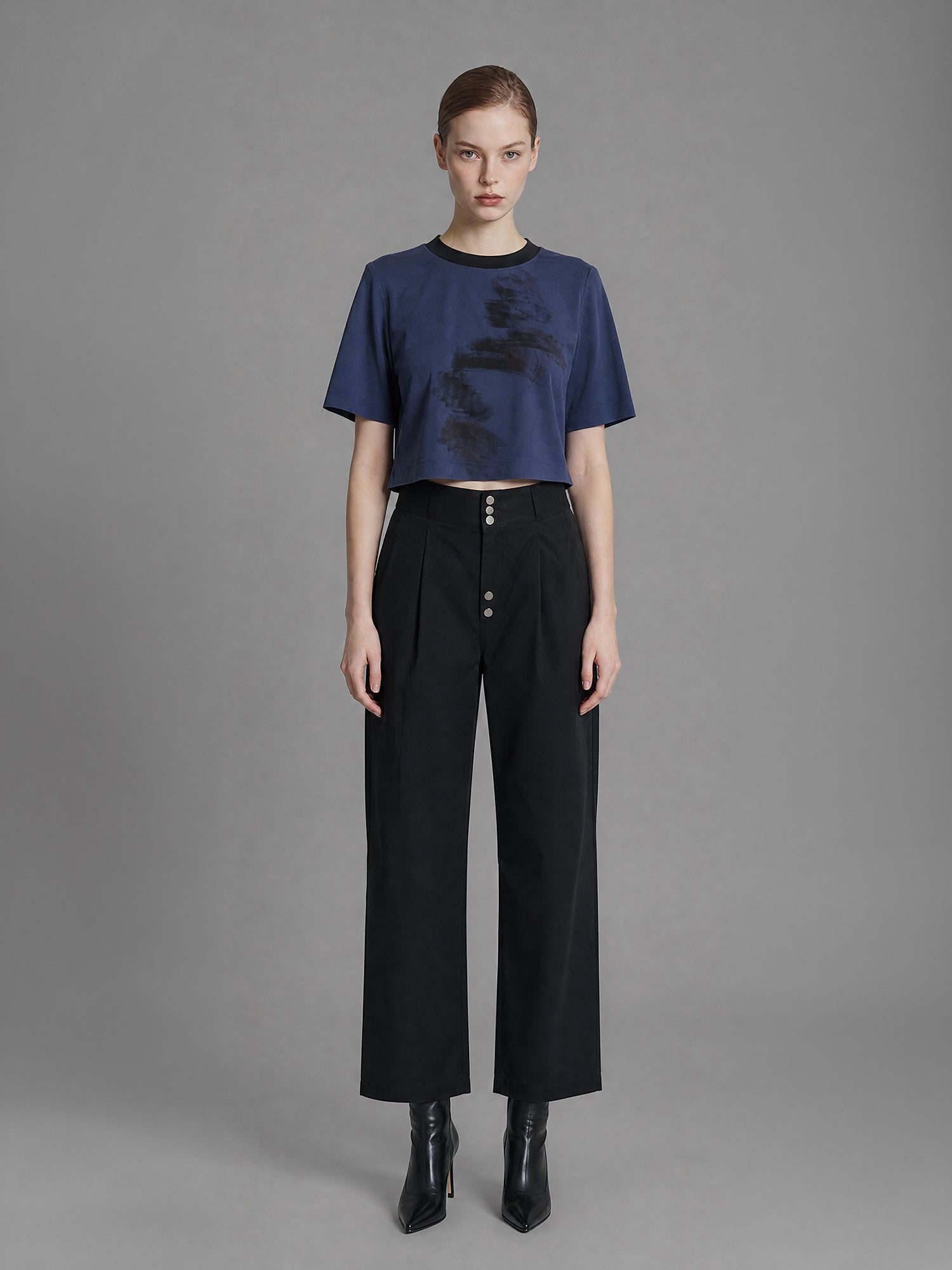 COOL SILVER GREY / CLASSIC BLACK CASUAL TROUSERS