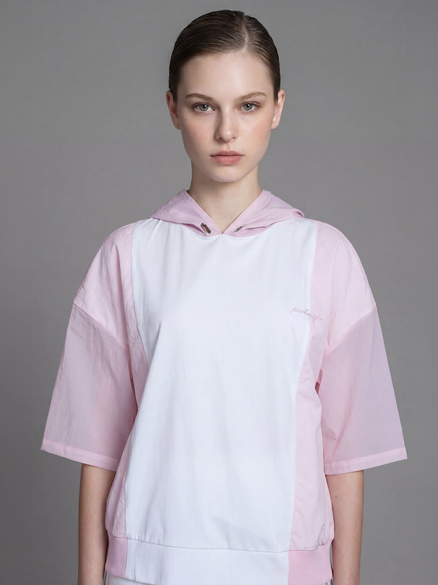 ICE BLUE / SOFT BLUSH PINK TRENCH PANEL HOODED TOP