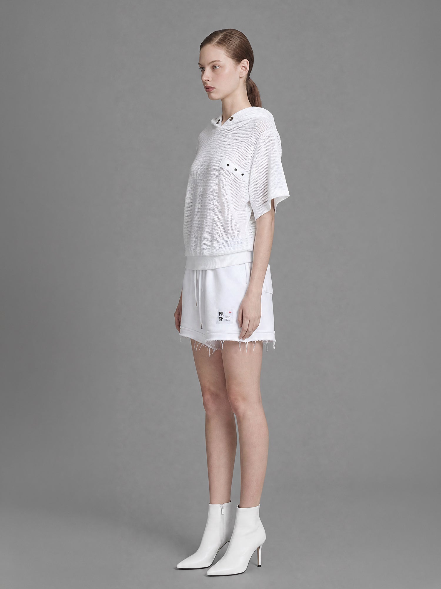 CLASSIC BLACK / STARRY WHITE MESH-PANEL SATEEN HOODED TEE