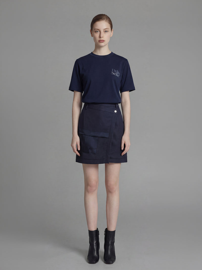 MIDNIGHT BLUE / COOL MIST GREY TYPOGRAPHIC PRINT CROPPED T-SHIRT