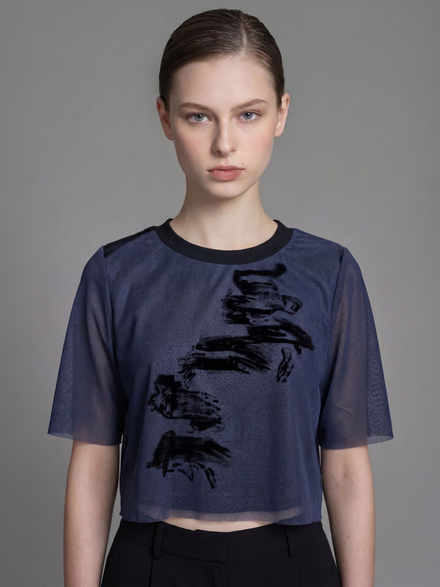COOL BLACK/SMOKY GRAY SHEER MESH PRINT TOP