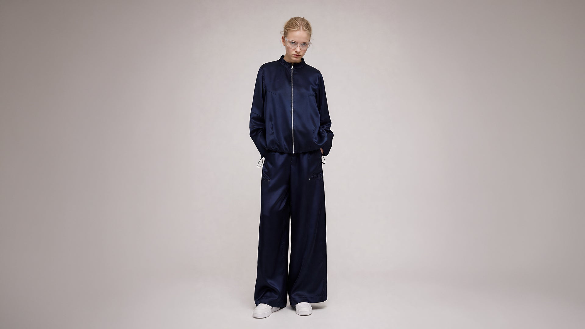 MIDNIGHT BLUE / COOL ROCK GREY FUTURISTIC TWILL CASUAL JACKET