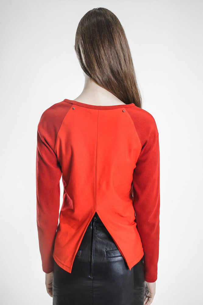 
                  
                    BRIGHT WHITE / RED SLIM-FIT LONG-SLEEVE TOP
                  
                