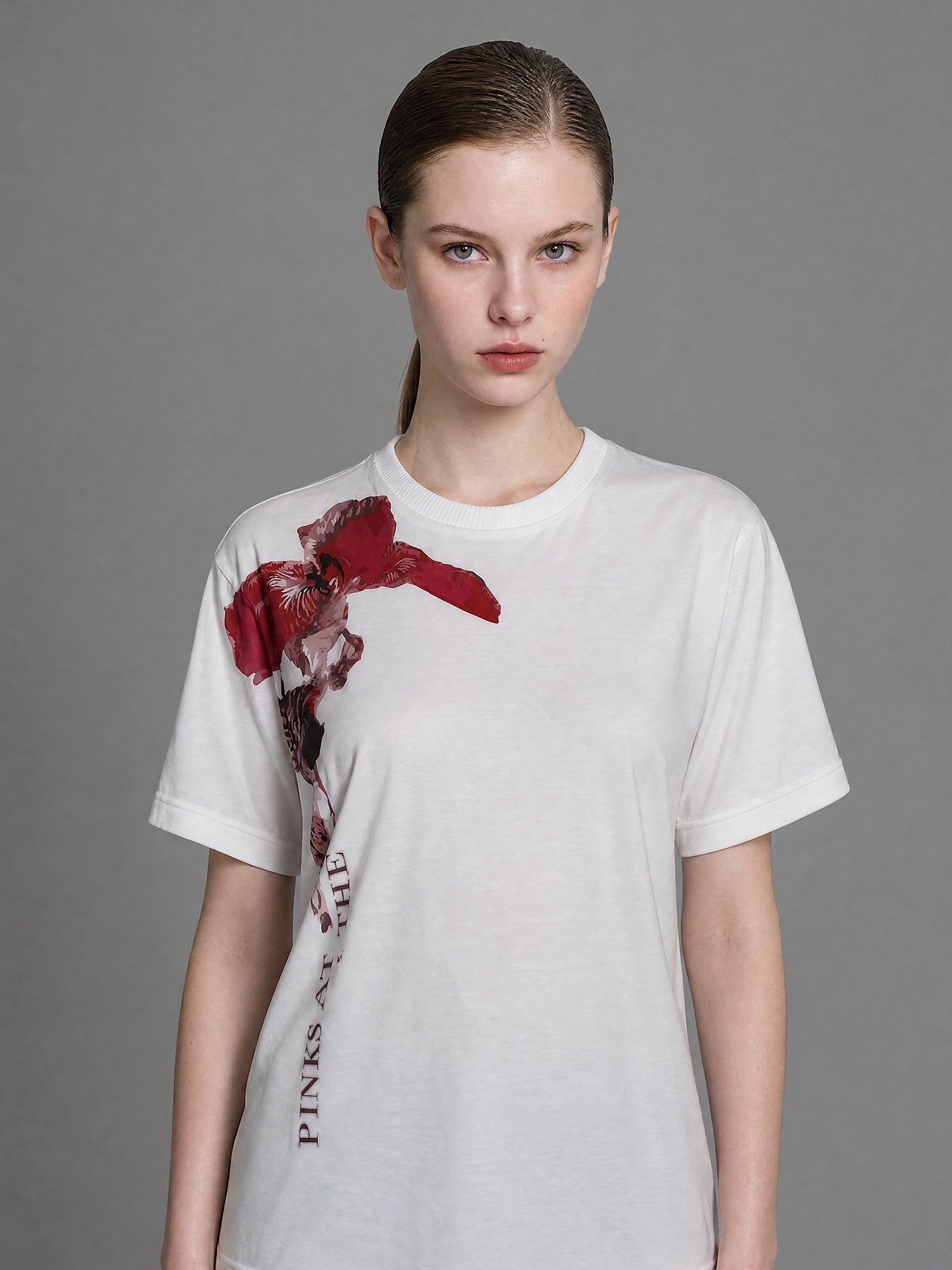 WARM ALMOND WHITE FLORAL PRINT LONGLINE T-SHIRT