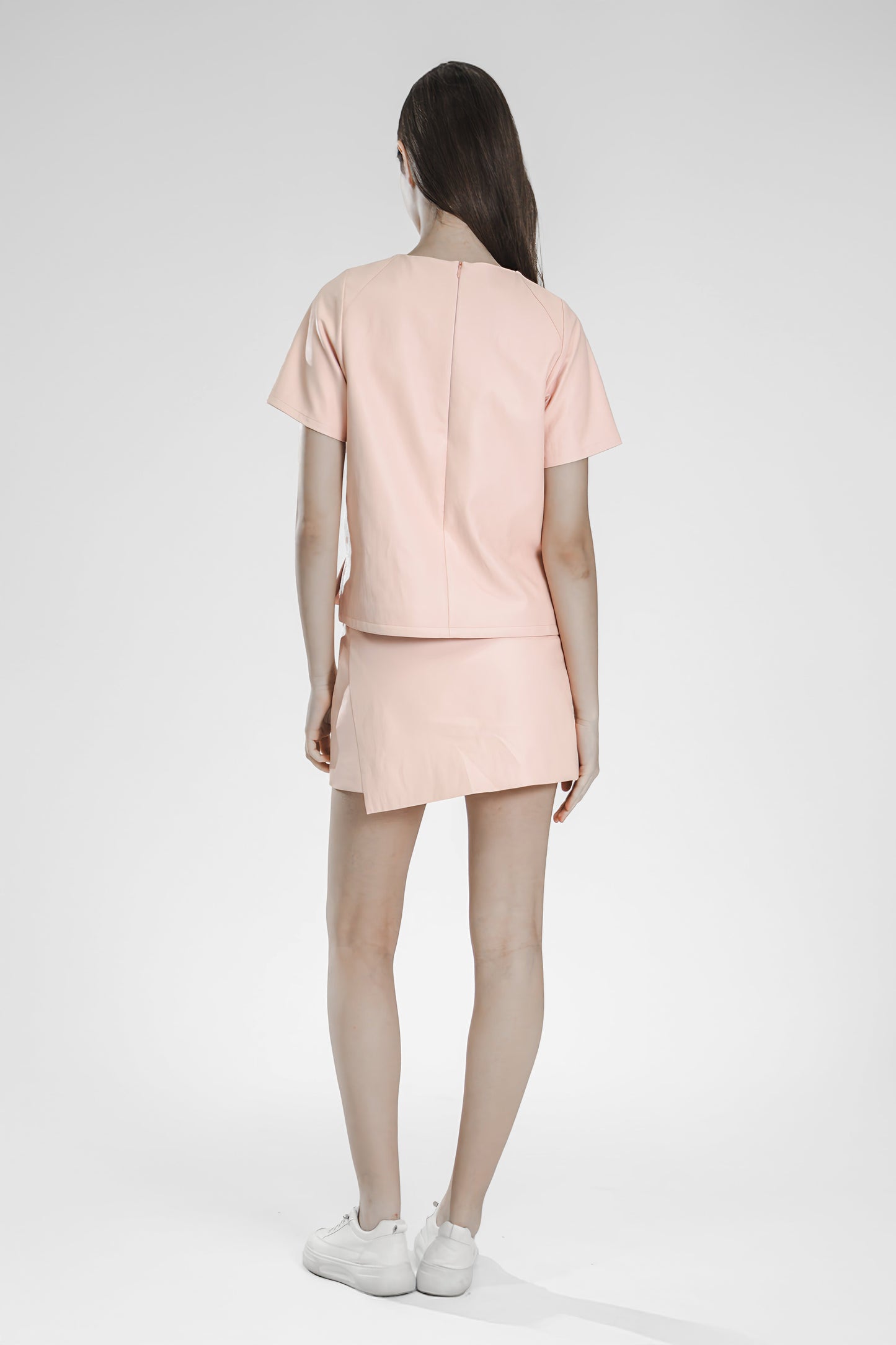 
                  
                    EXTRAORDINARY PINK/MOONLIGHT GREY FITTED LEATHER SKIRT
                  
                