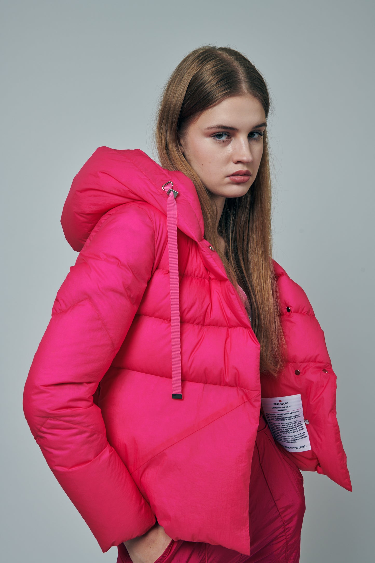 
                  
                    HONEYSUCKLE PEACH DOWN JACKET WITH HOOD
                  
                