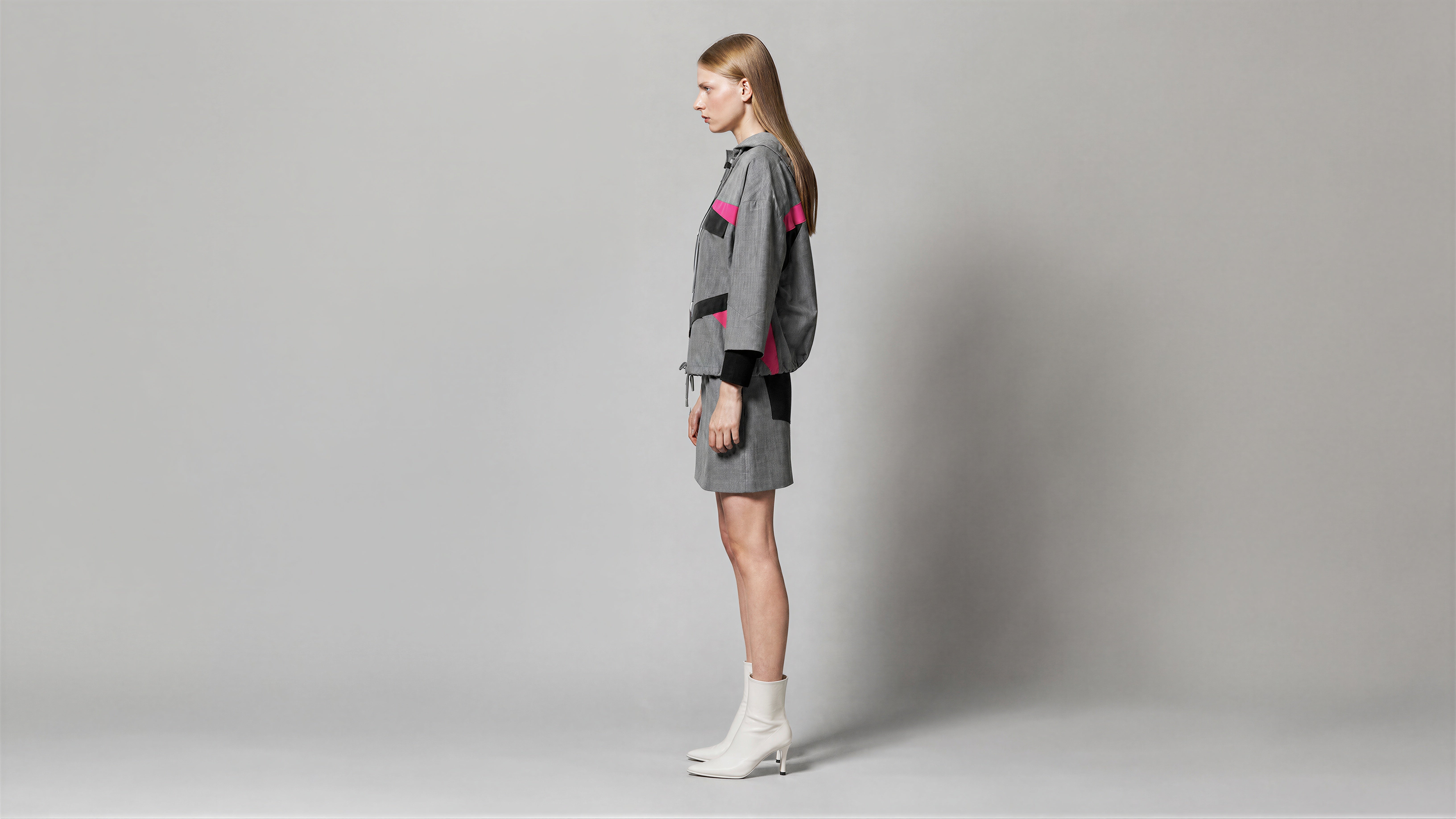 COLD MIST GRAY FUTURISTIC HOODED JACKET