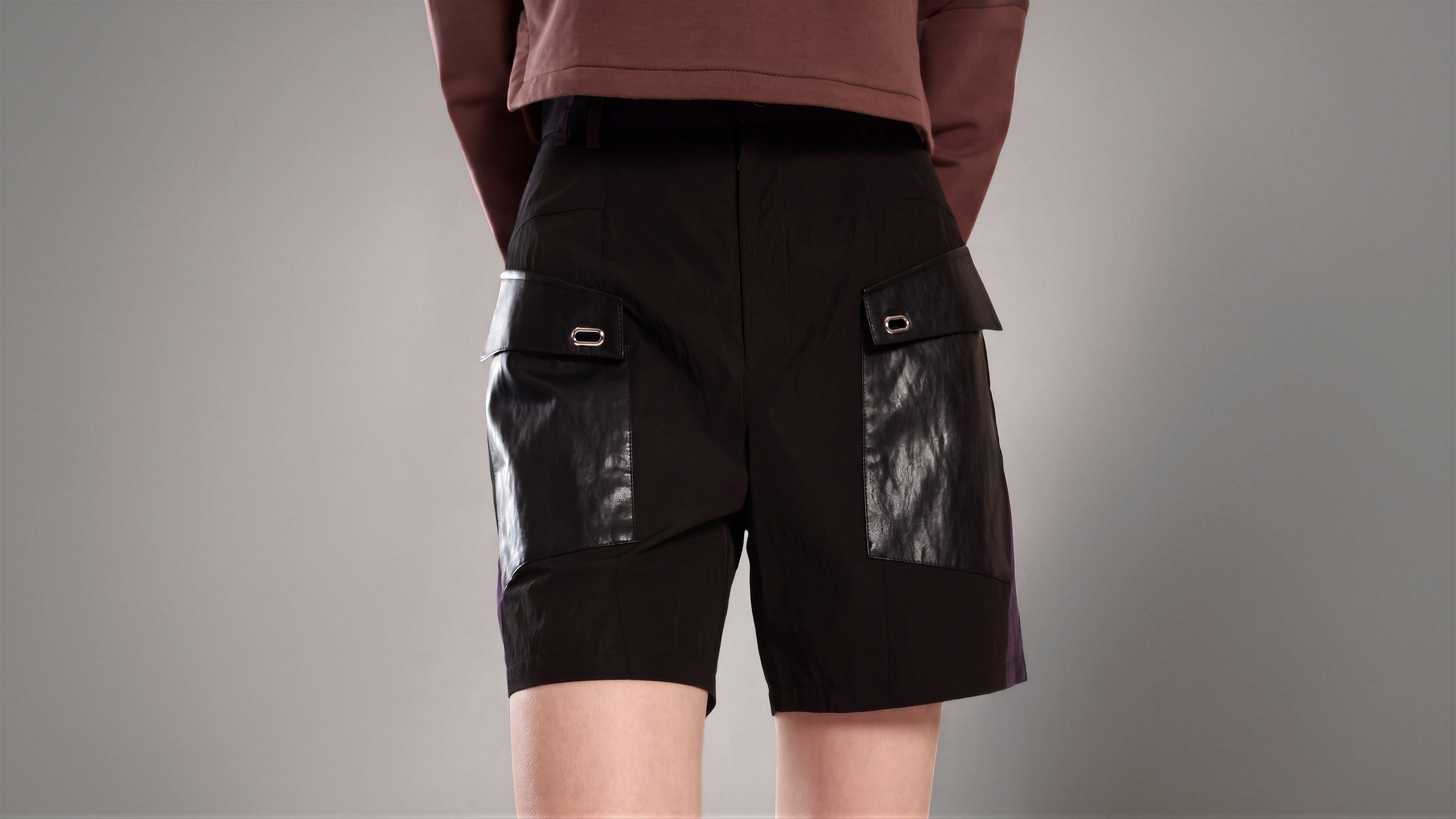 EARTH BROWN / CLASSIC BLACK / SOFT ALMOND PINK FUTURISTIC CASUAL SHORTS