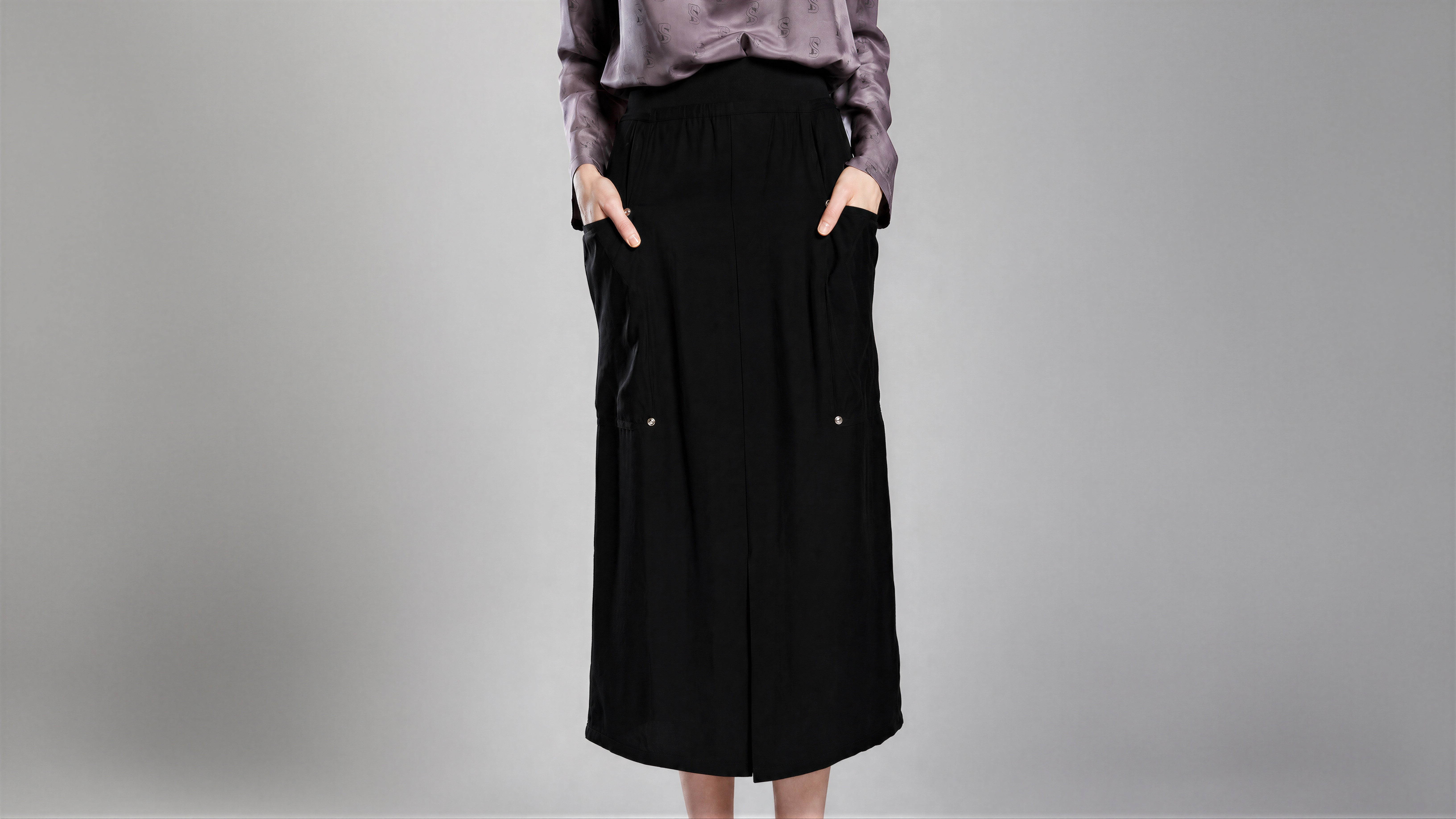 MIDNIGHT BLACK / AMBER BROWN TWILL SATIN CASUAL MAXI SKIRT