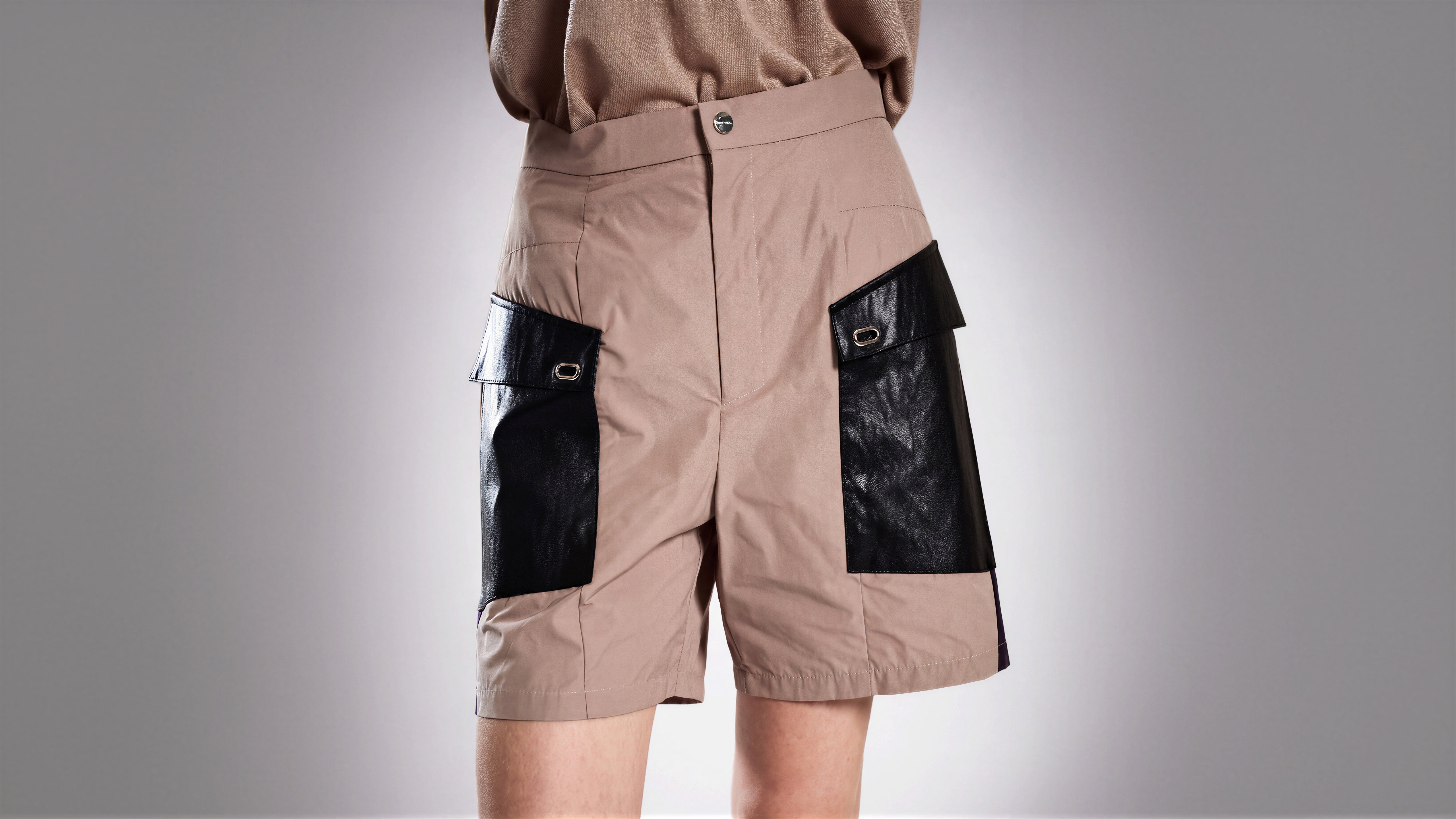 EARTH BROWN / CLASSIC BLACK / SOFT ALMOND PINK FUTURISTIC CASUAL SHORTS
