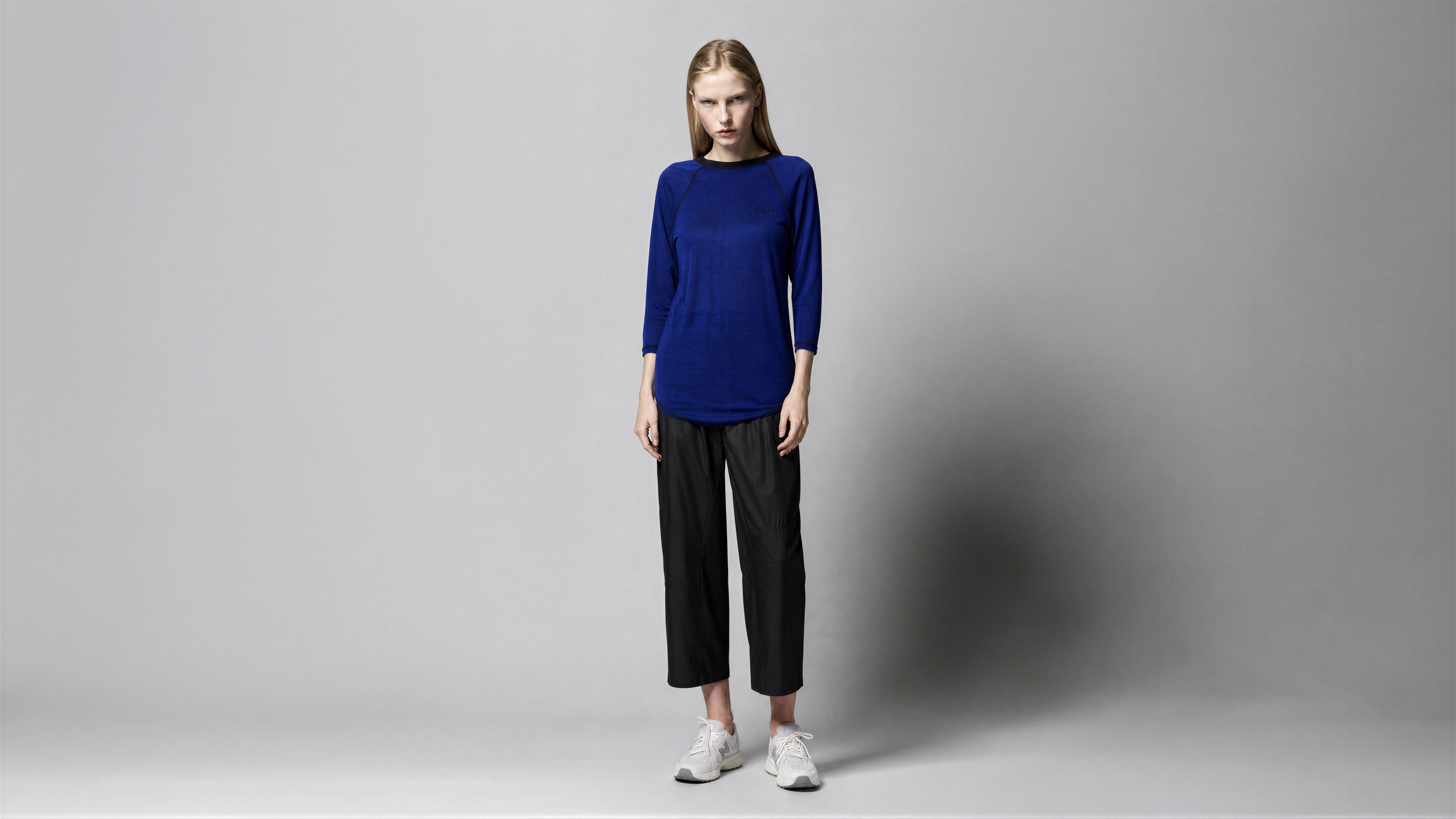 NAVY BLUE / DEEP BURGUNDY 3/4-SLEEVE LONG T-SHIRT