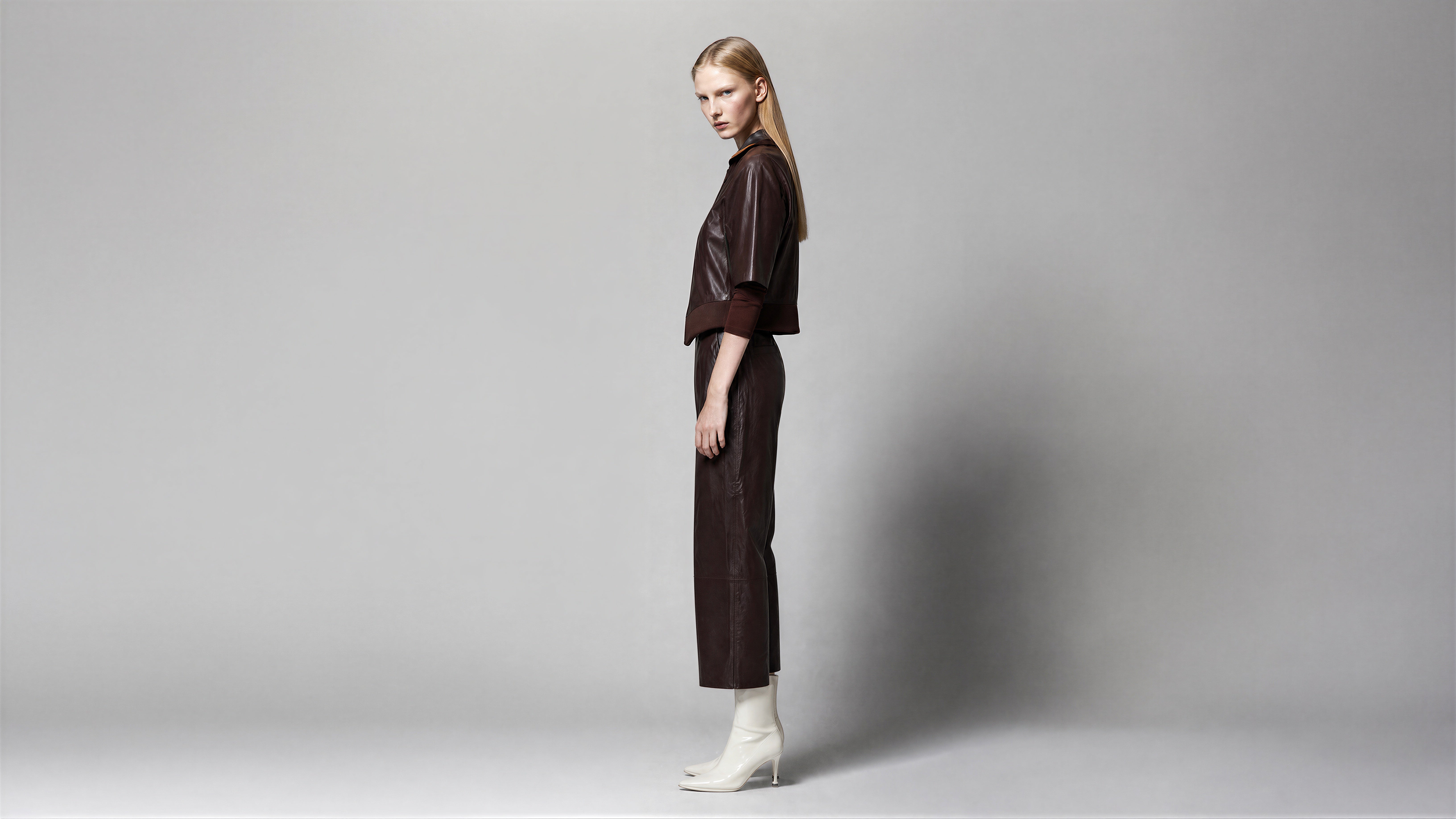 COCOA RED BROWN / MISTY BLACK 3/4-SLEEVE HOODED TRENCH COAT