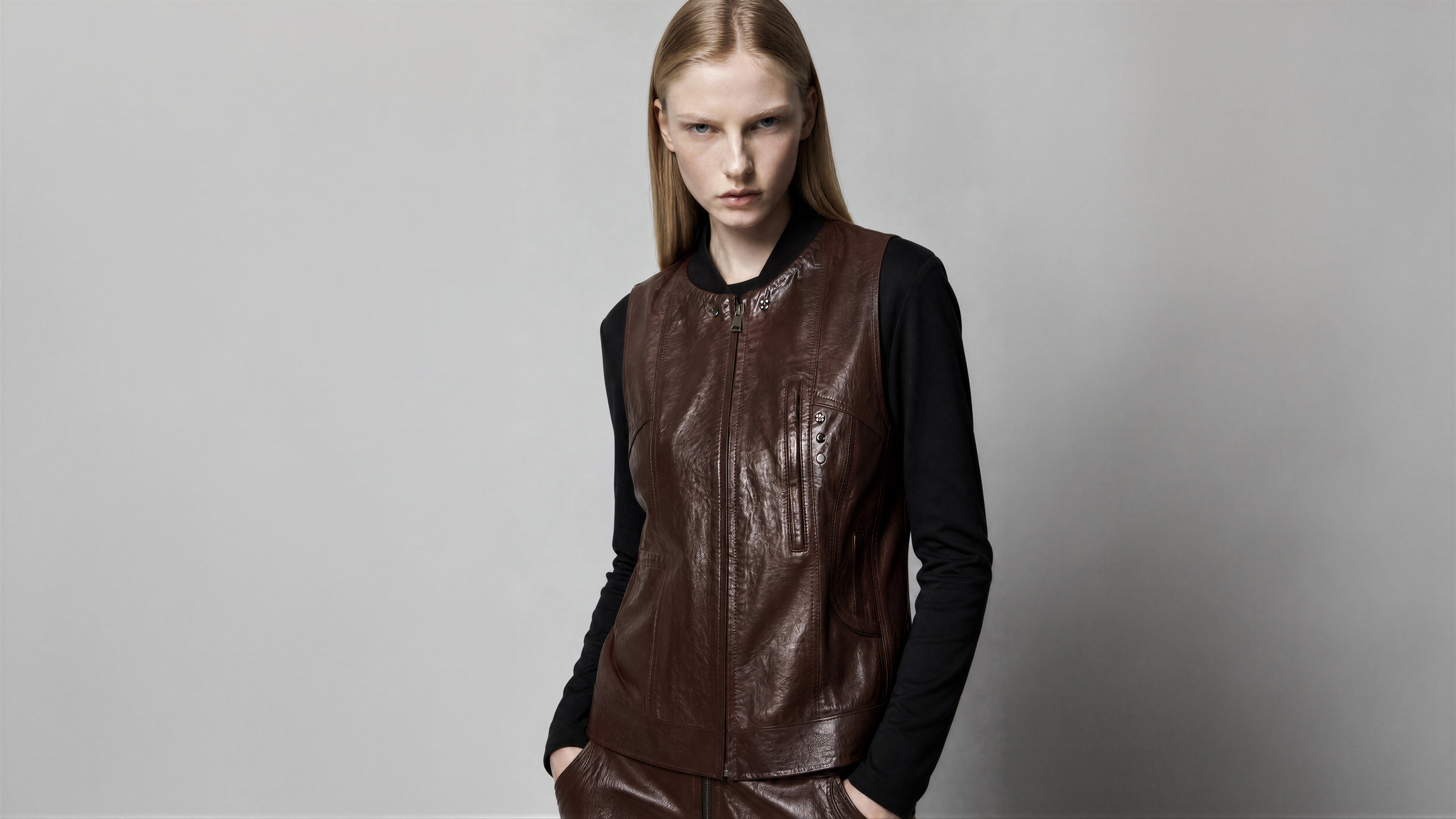 CLASSIC BLACK / DARK CHOCOLATE BROWN LEATHER VEST