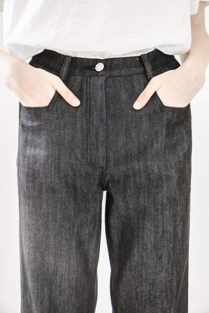 
                  
                    DEEP BLUE/BLACK 9-POINT STRAIGHT LEG PANTS WITH ANGLED POCKETS
                  
                