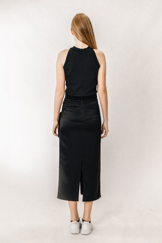 
                  
                    SATIN 3D POCKET MAXI SKIRT
                  
                