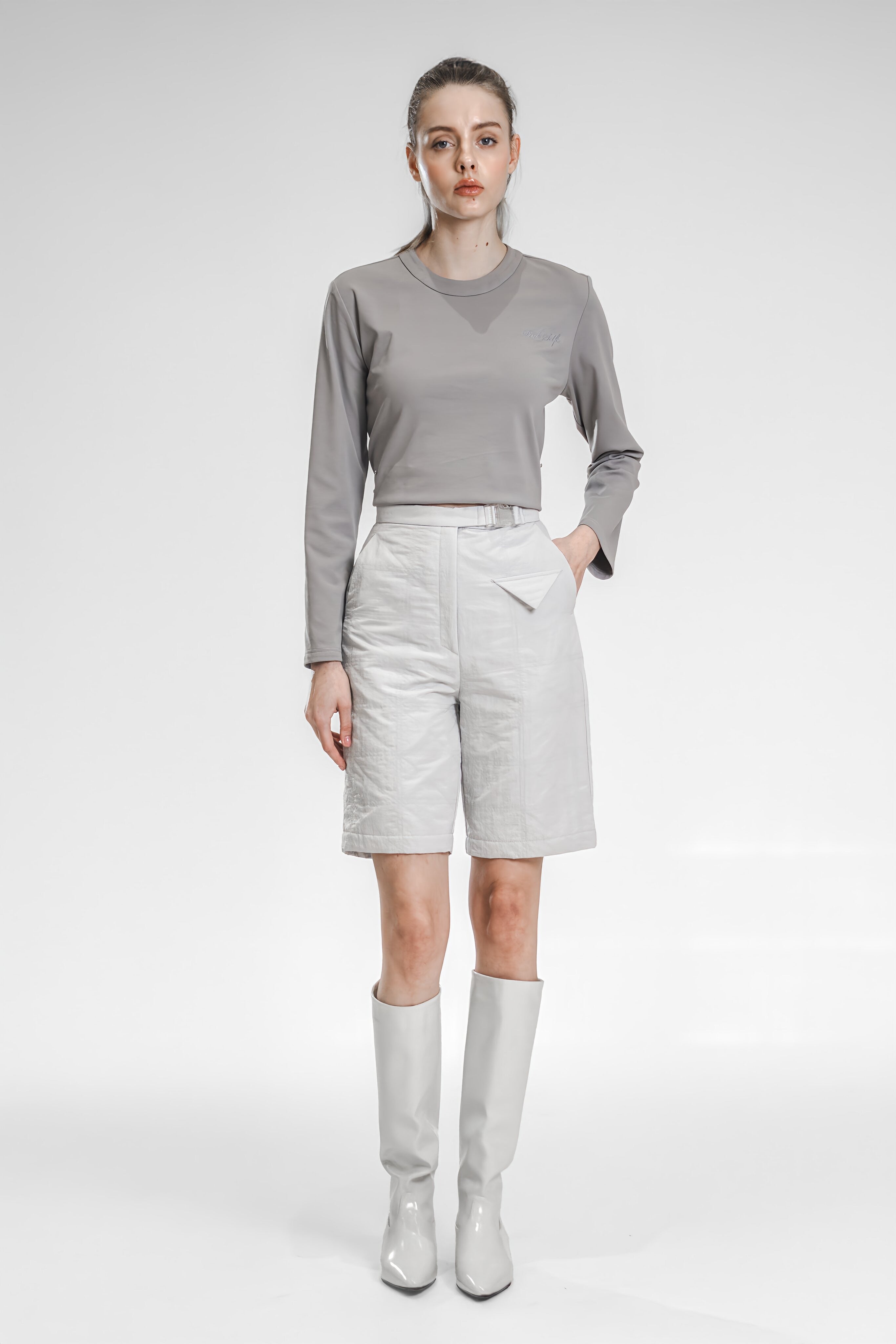 MOONLIGHT GRAY / SUPERNATURAL PINK CASUAL MID-LENGTH BERMUDA SHORTS