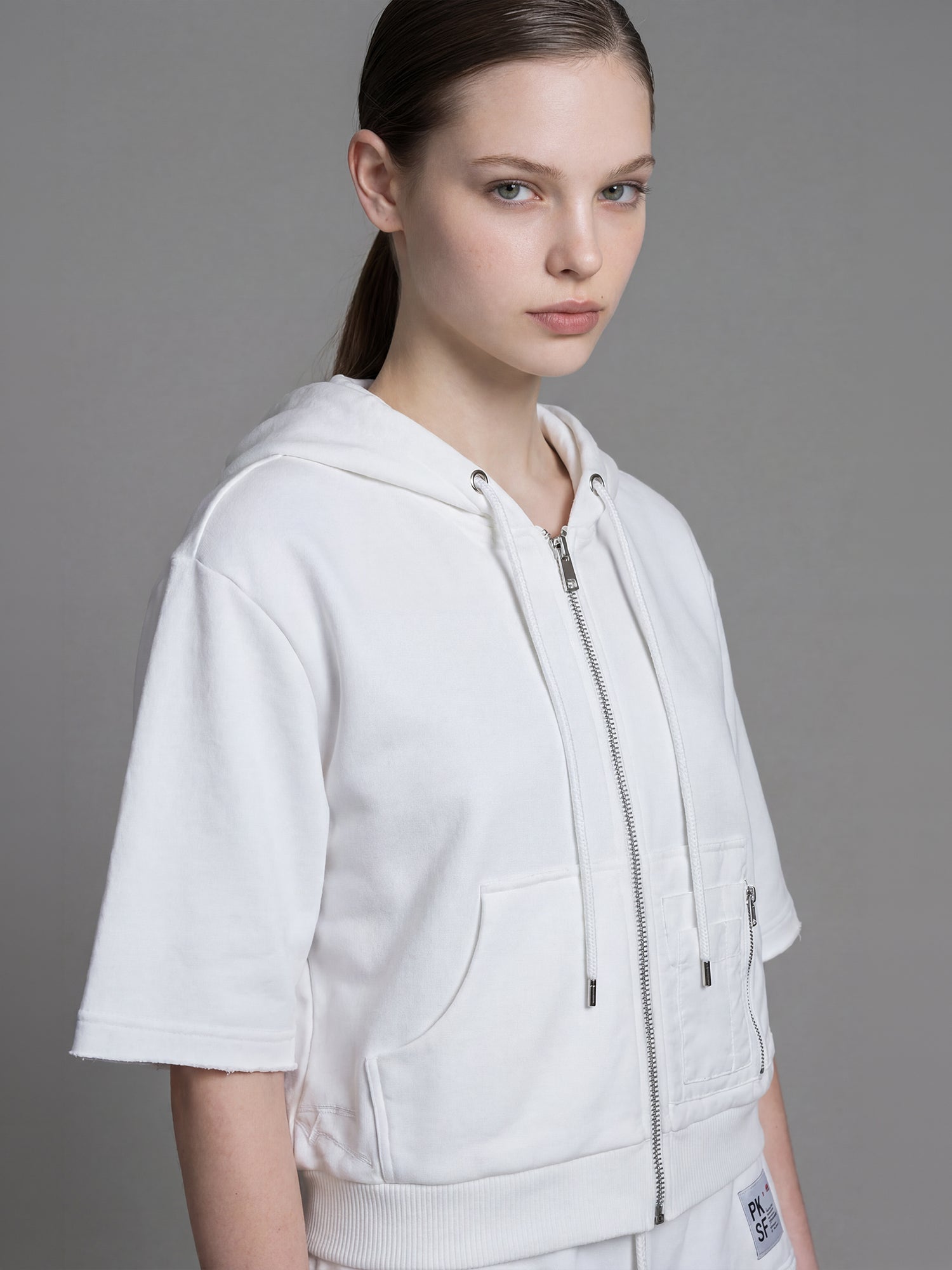 STARRY WHITE / MIDNIGHT BLUE RELAXED-FIT HOODED JACKET WITH ELBOW-LENGTH SLEEVES