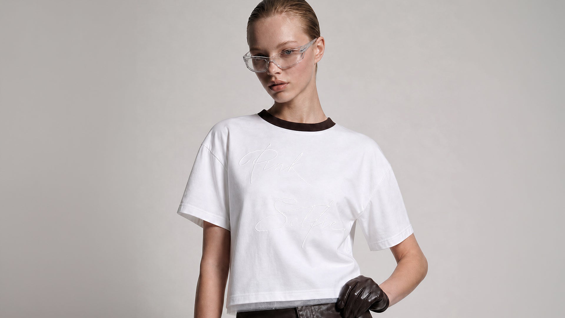 CLASSIC BLACK / STARLIGHT WHITE MESH CROPPED T-SHIRT