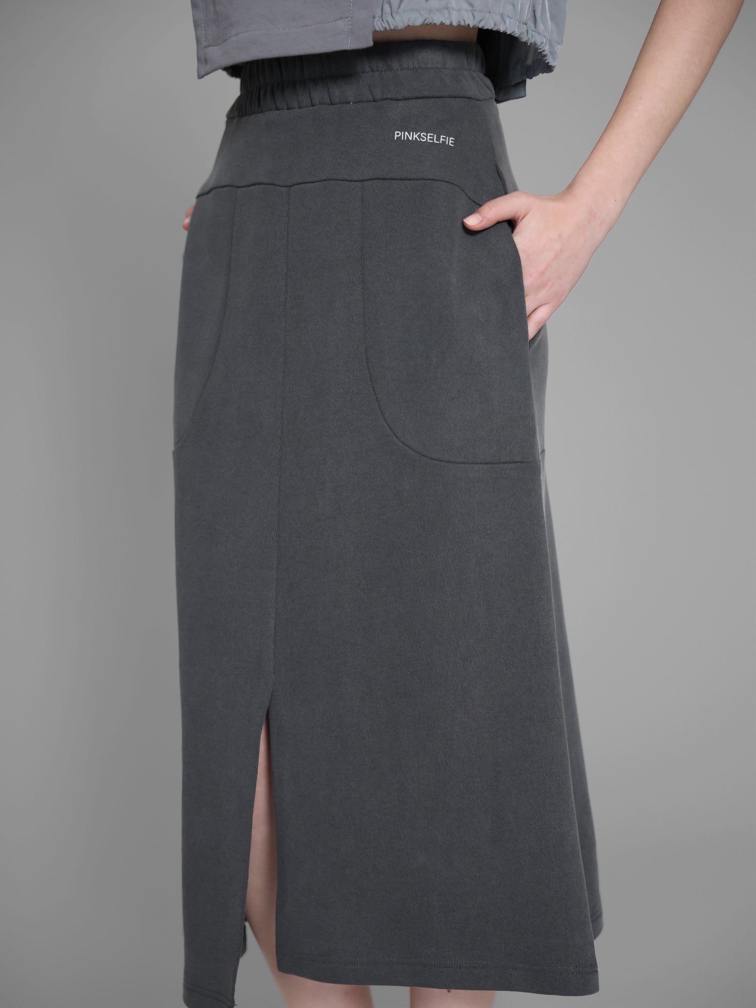 COOL MIST GREY / WARM TAUPE SWEATSHIRT CASUAL MIDI SKIRT