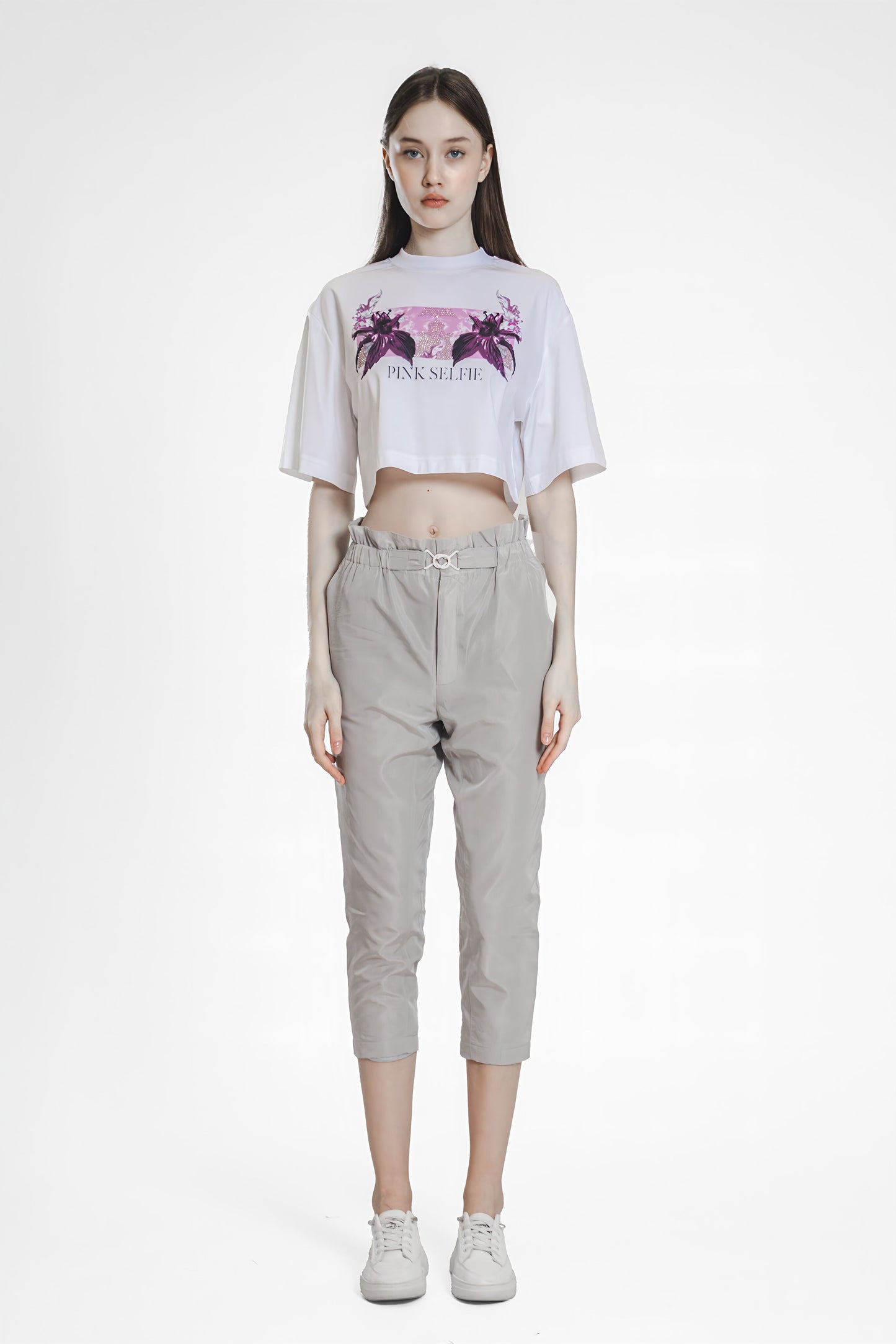 
                  
                    WHITE BLUE/PINK PRINTED CROPPED T-SHIRT WITH HEAT-SET DIAMOND FLORAL DESIGN
                  
                