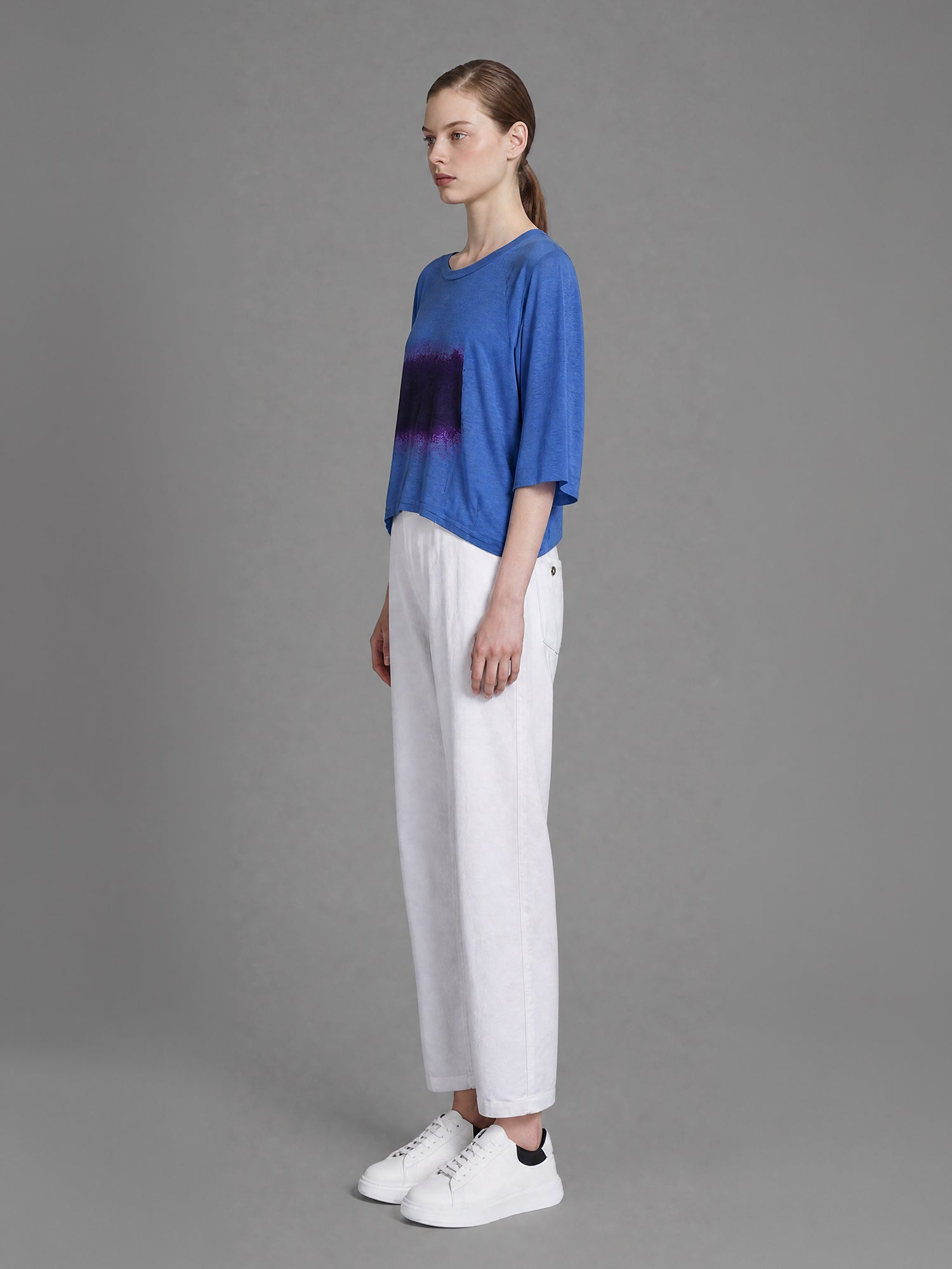 STARRY WHITE/ICE BLUE COTTON CROPPED 3/4 SLEEVE TOP