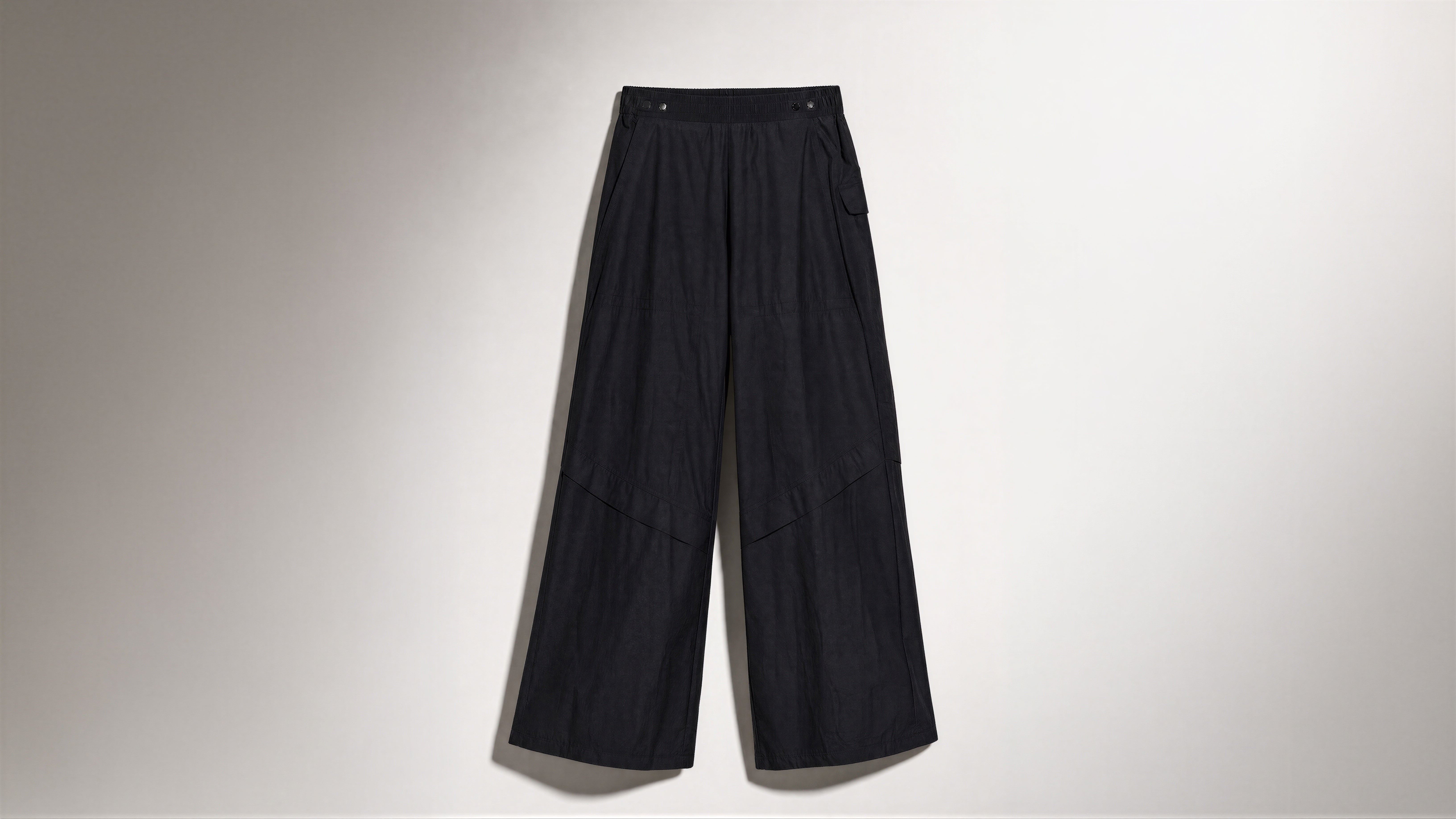 MIDNIGHT BLACK / COOL TAUPE FUTURISTIC RELAXED STRAIGHT-LEG TRENCH PANTS