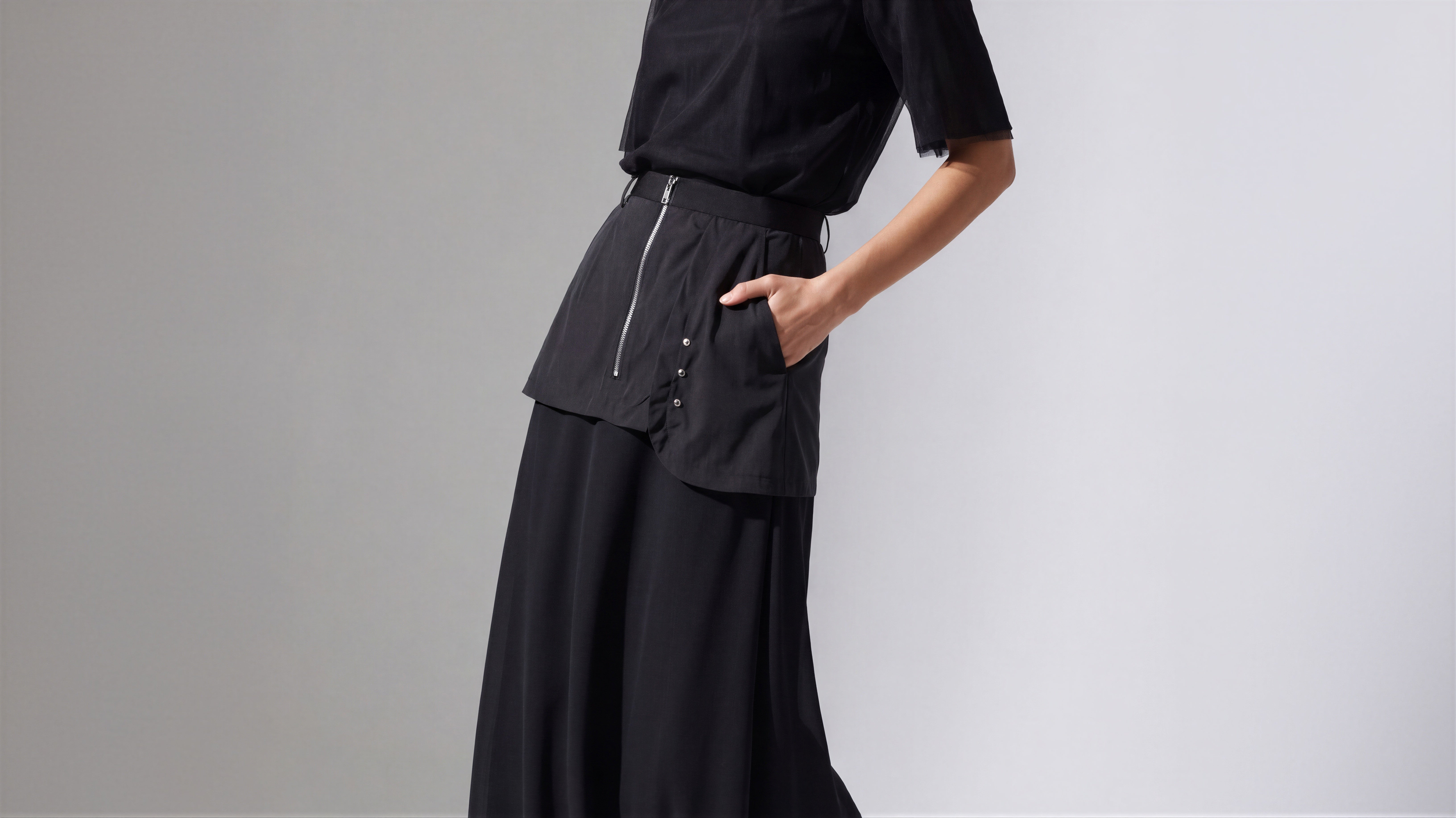 MISTY PINK / STARLIGHT BLACK CASUAL BUBBLE MAXI SKIRT