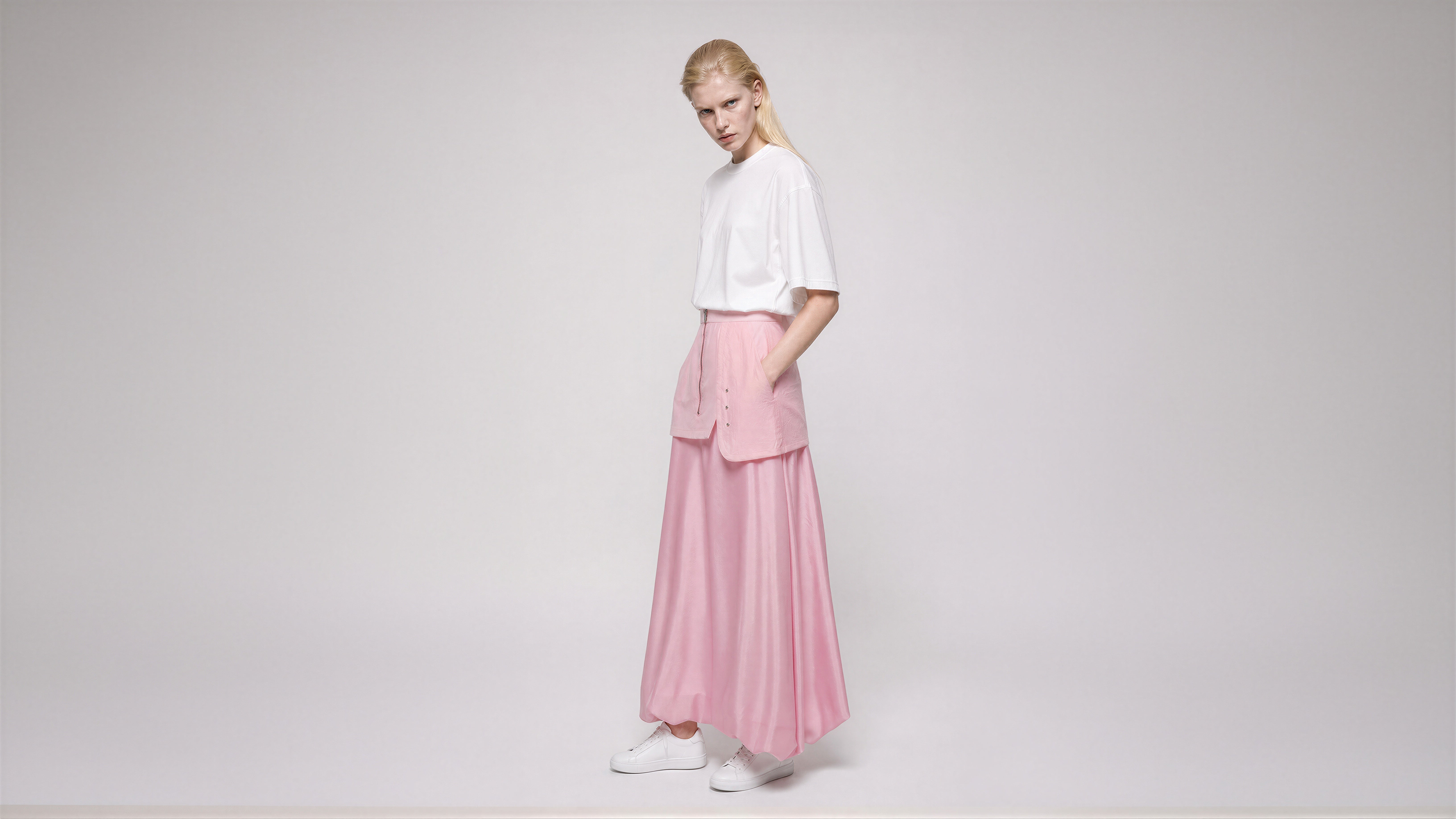 MISTY PINK / STARLIGHT BLACK CASUAL BUBBLE MAXI SKIRT