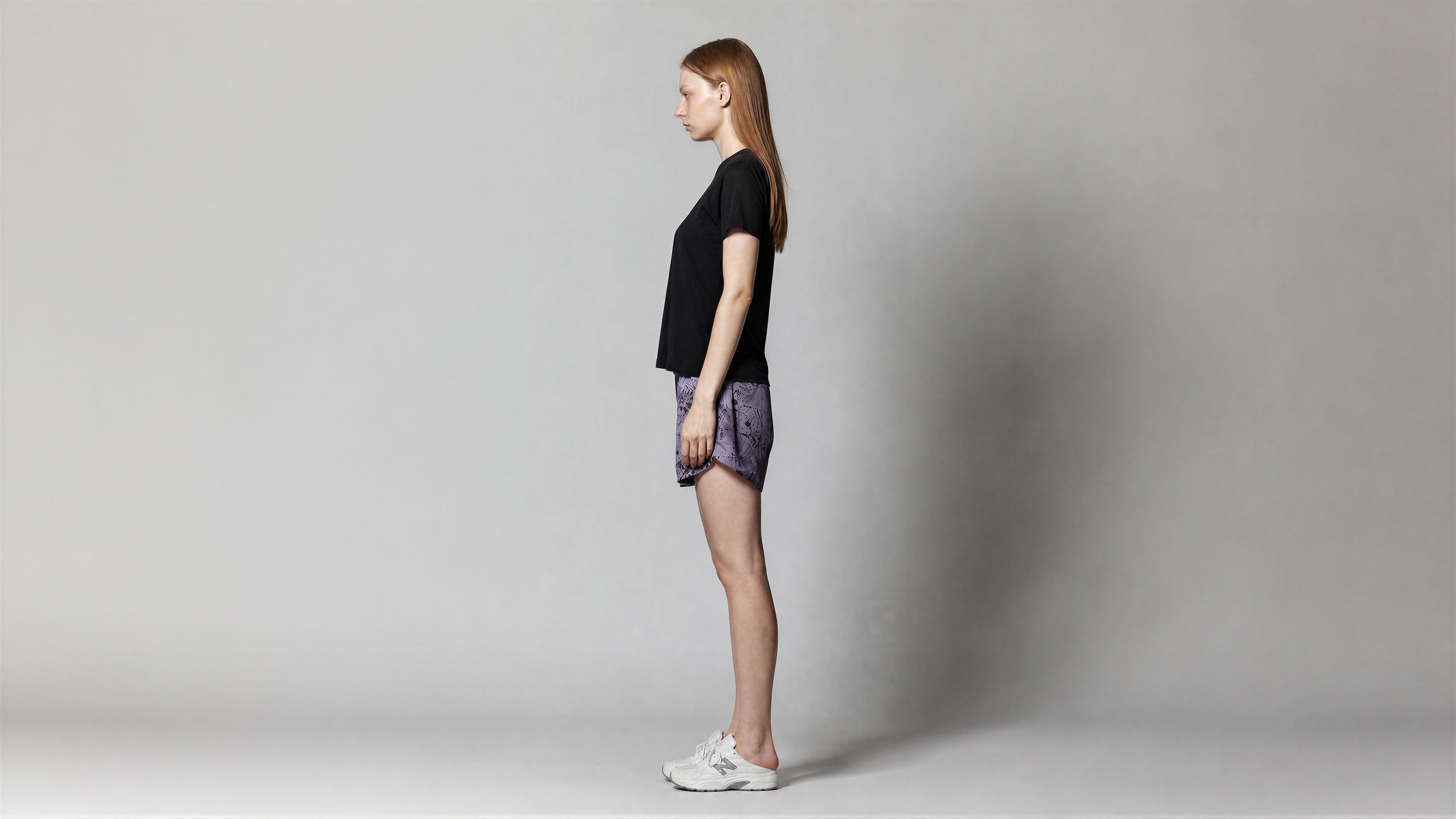 CLASSIC WHITE / MIDNIGHT BLACK SHORT T-SHIRT
