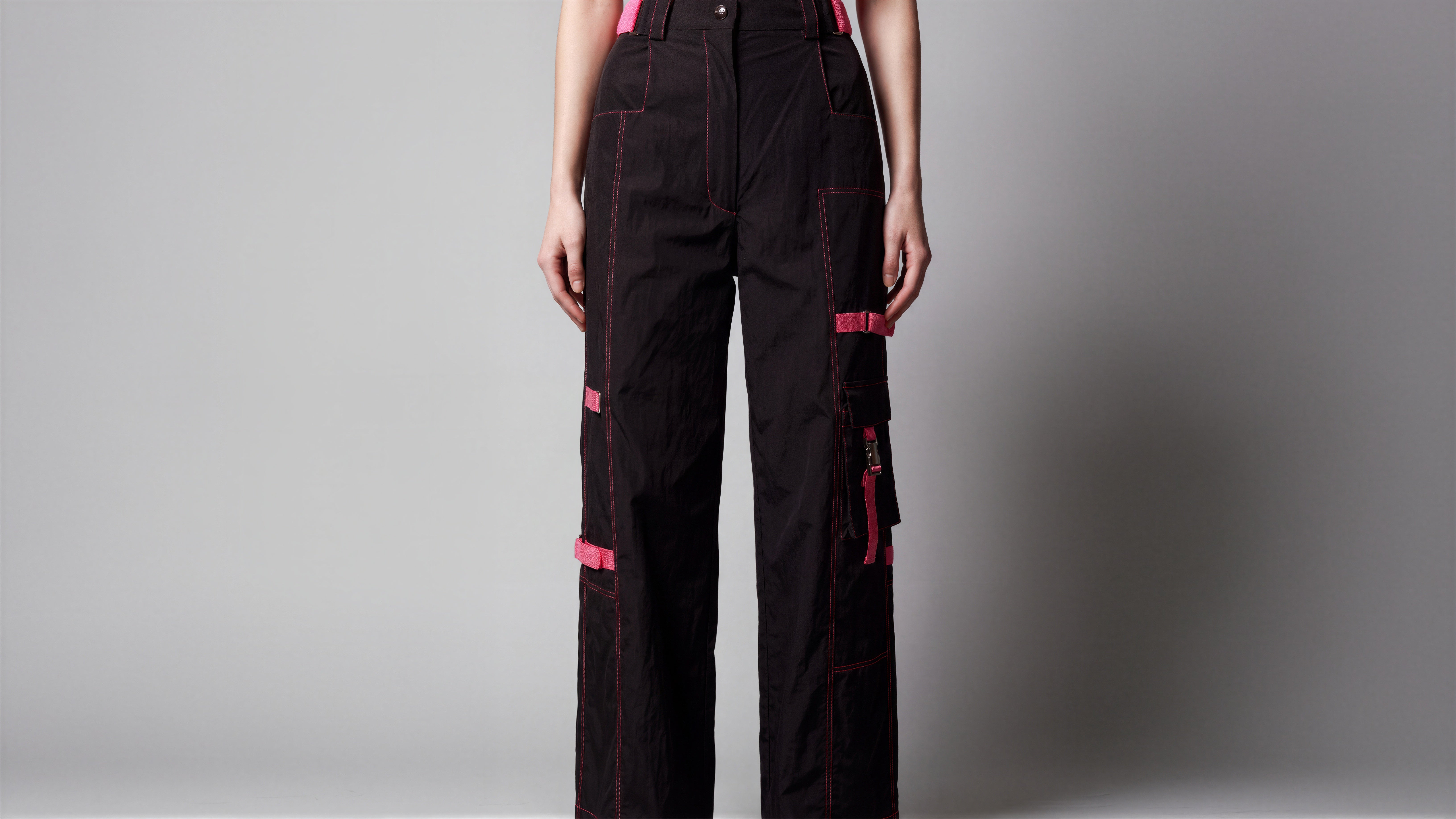 CLOUD WHITE / PURE BLACK CASUAL TRENCH PANTS
