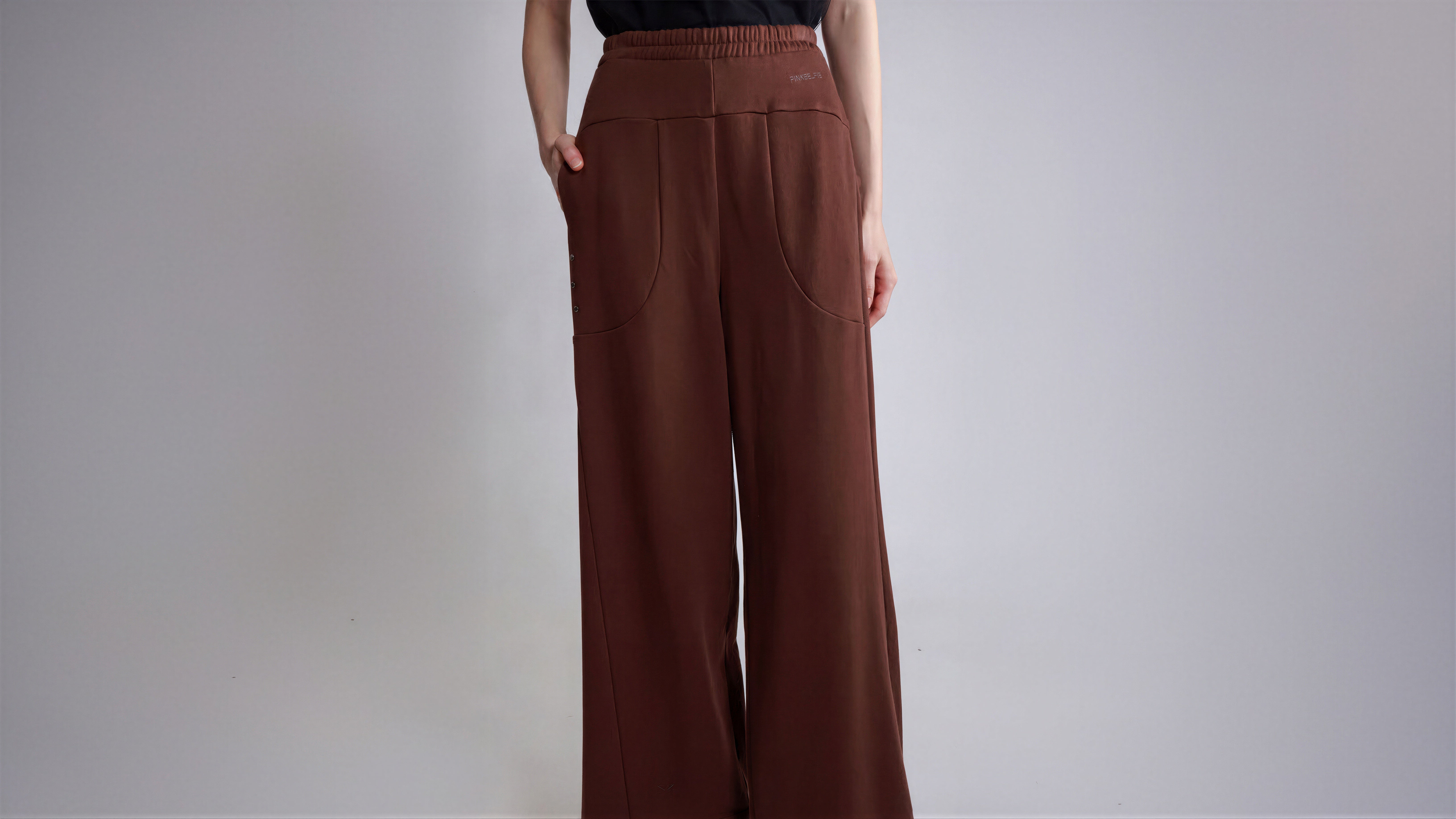 COOL MIST GREY / WARM TAUPE SWEATSHIRT-WEIGHT WIDE-LEG PANTS
