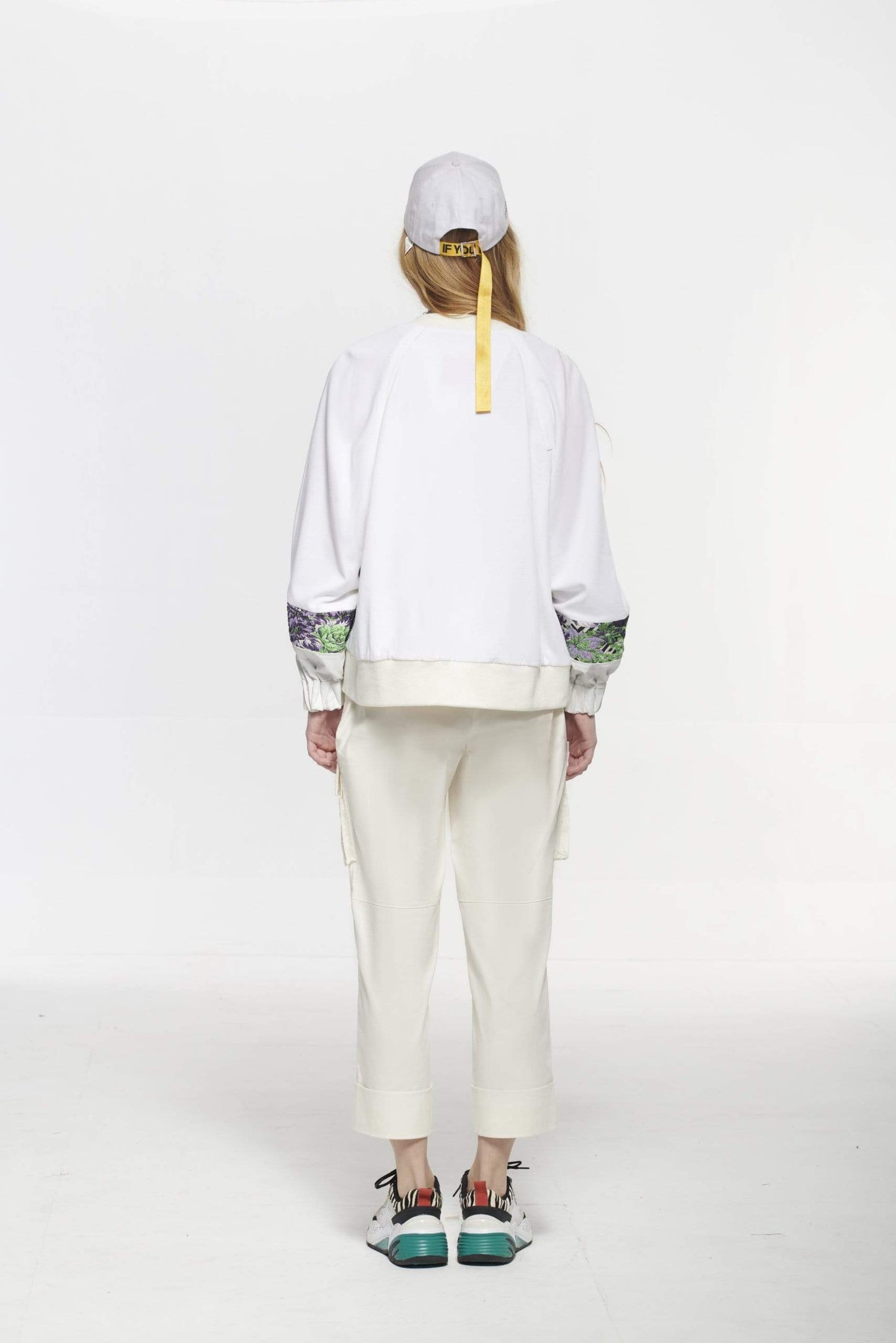 
                  
                    Pinkselfie  coat 黑/白色拼花長袖運動外套
                  
                