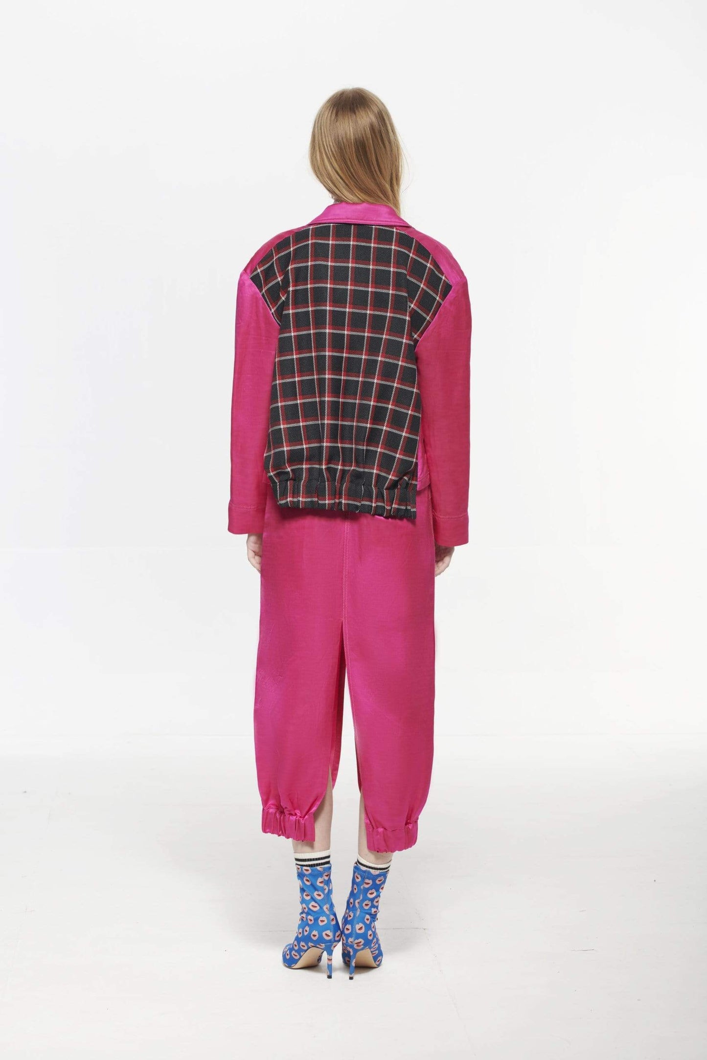 
                  
                    Pinkselfie  coat [設計款]桃/藍色麻沙典前衛夾克外套
                  
                