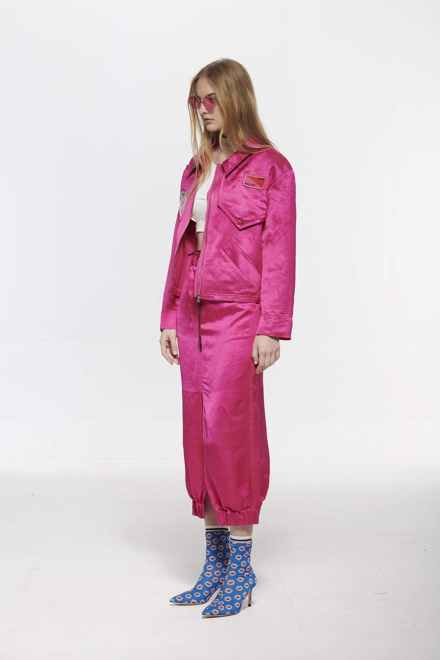 
                  
                    Pinkselfie  coat [設計款]桃/藍色麻沙典前衛夾克外套
                  
                