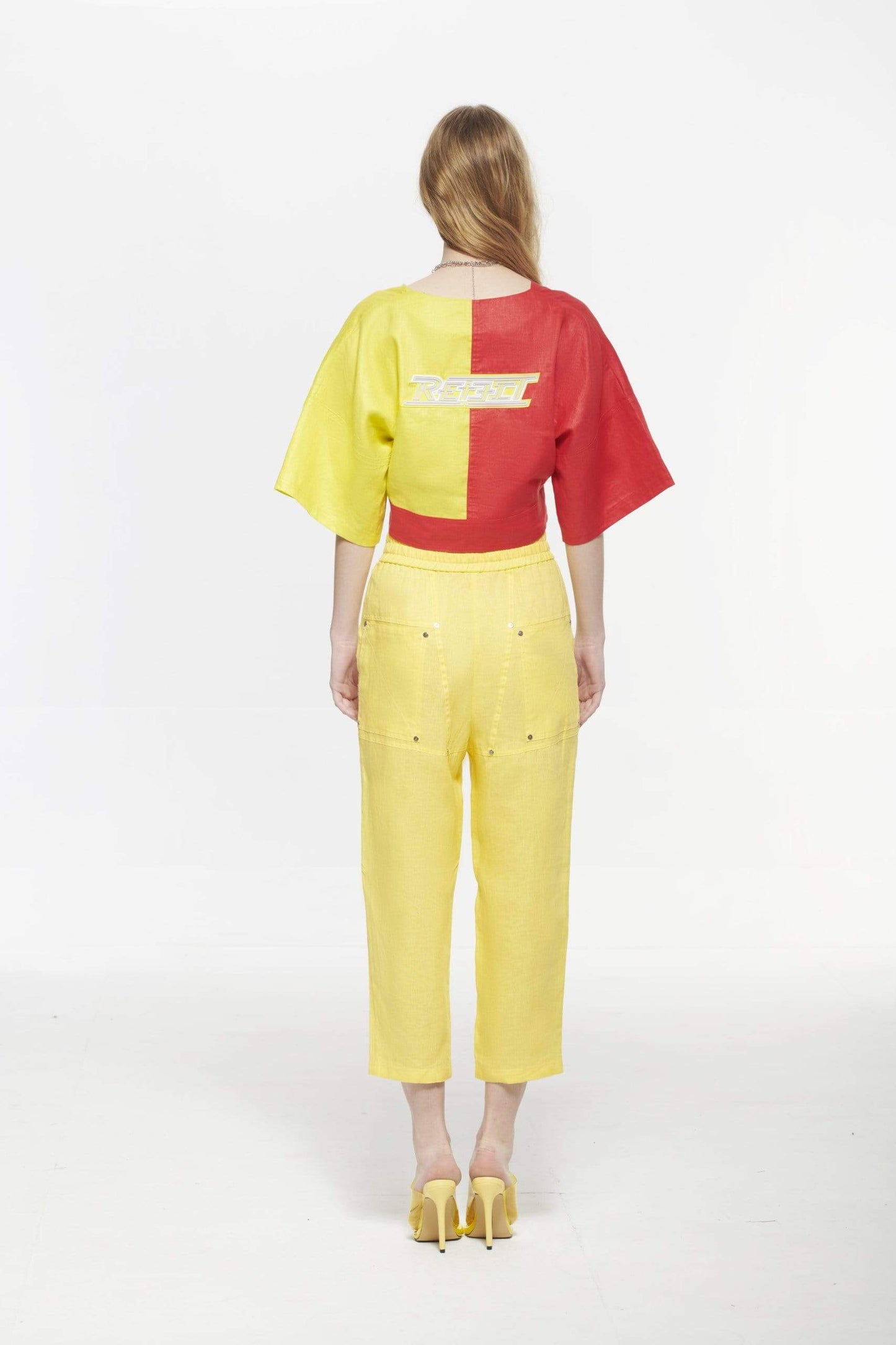 
                  
                    Pinkselfie  TOP 紅黃拼接上衣
                  
                