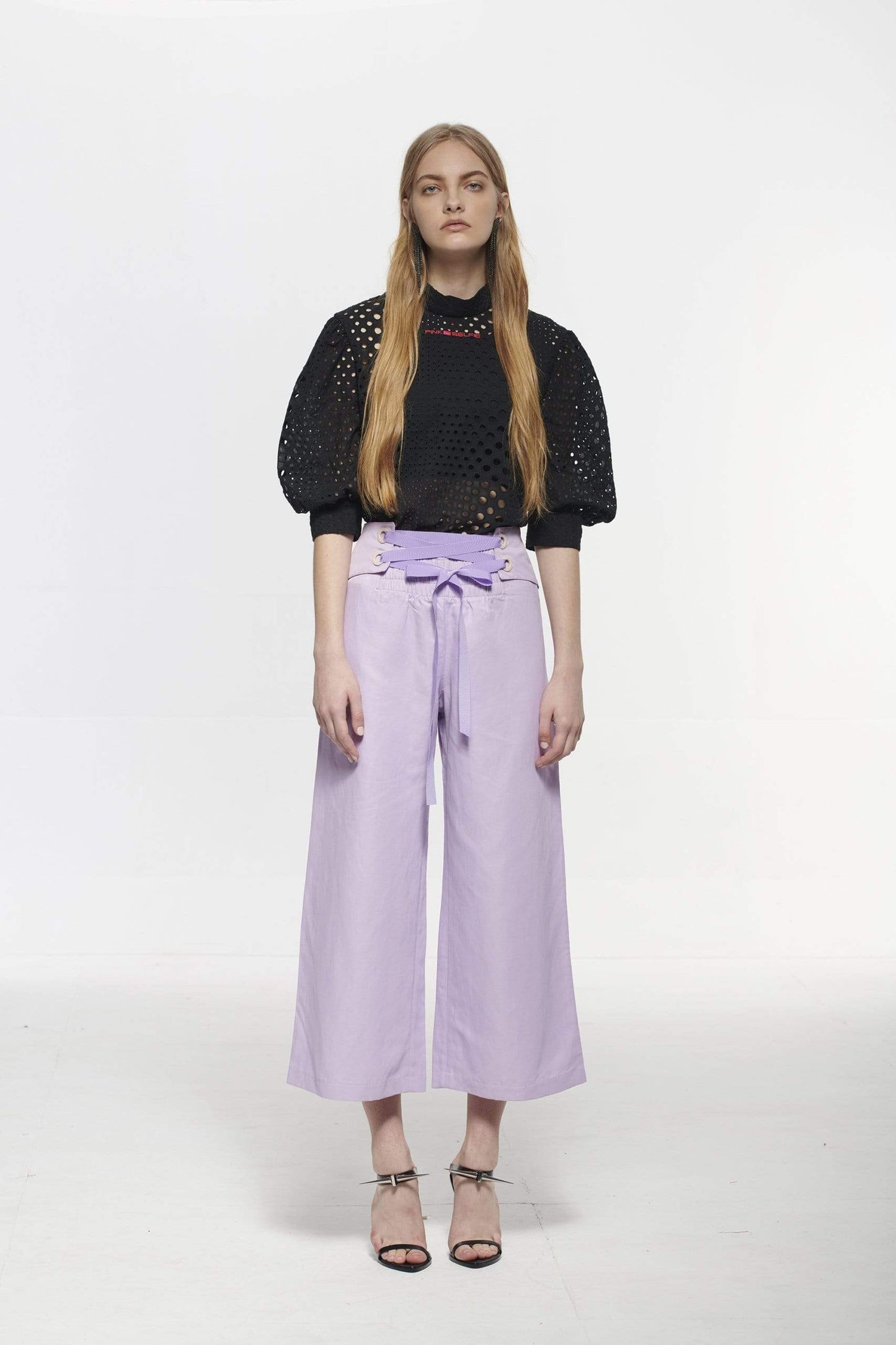 
                  
                    Pinkselfie  TOP M/L / 黑色 黑/橘色緹花長衫
                  
                