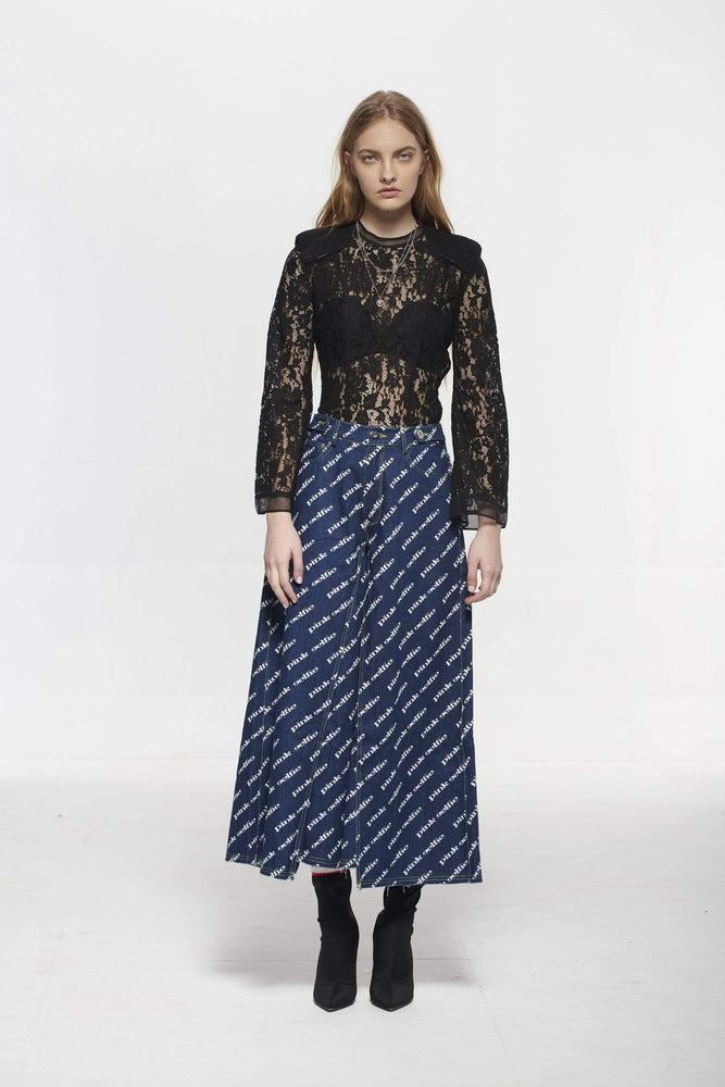 
                  
                    Pinkselfie  TOP 黑/白/紫色Lace喇叭袖上衣
                  
                